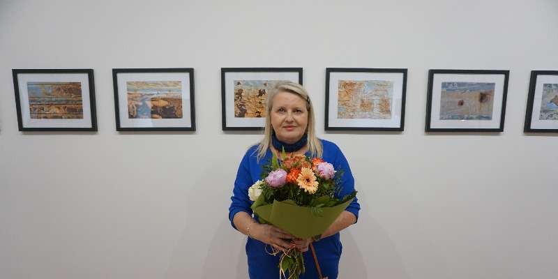 Obrazy niewidzialne, odkryte obiektywem – wernisaż Barbary Zasowskiej w Cieklinie Obrazy niewidzialne, odkryte obiektywem – wernisaż Barbary Zasowskiej w Cieklinie