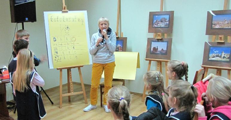 Spotkanie z Joanną Olech - GBP Filia w Cieklinie