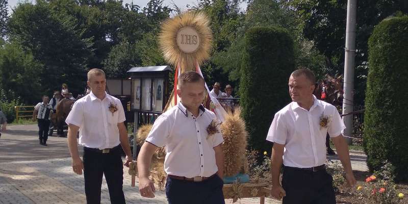 Fotorelacja z Dożynek Parafialnych w Cieklinie