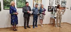 Wernisaż Krystyny Kuźniarskiej i Piotra Warchoła w Muzeum Narciarstwa im. Stanisława Barabasza w Cieklinie